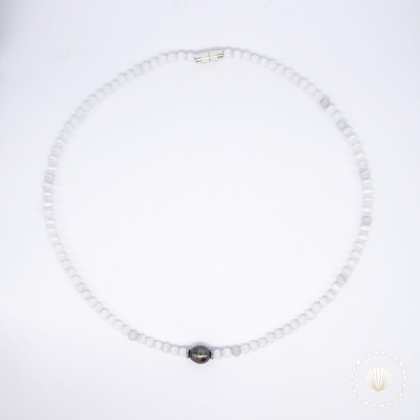 collier Gonyo Belyness Bijoux acier inoxydable tendance femme artisanaux fait main perle d’eau douce collier mode éco-responsable perles de culture douce boucle d'oreilles perle de nacre bracelet en pierres fines bague en pierres naturelles création upcycling recyclés écologique éthique matériaux durable bague minimaliste bohème chic authentique océan mer aventure bijoux surf été skate bellyness belynes bely ness ness bely bellynes beliness bellines belines