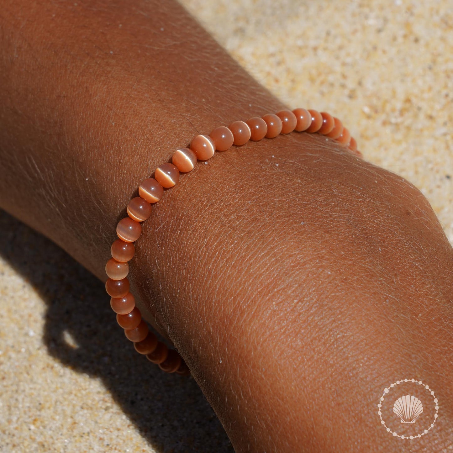 Le bracelet cocco sélénité orange Belyness Bijoux acier inoxydable tendance femme artisanaux fait main perle d’eau douce collier mode éco-responsable perles de culture douce boucle d'oreilles perle de nacre bracelet en pierres fines bague en pierres naturelles création upcycling recyclés écologique éthique matériaux durable bague minimaliste bohème chic authentique océan mer aventure bijoux surf été skate bellyness belynes bely ness nes belly bellynes beliness bellines belines
